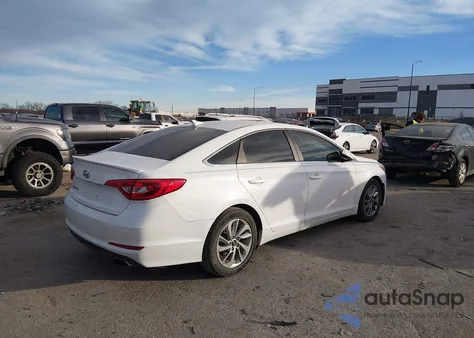 2016 Hyundai Sonata Se z USA, uszkodzony, nr VIN 5NPE24AF0GH273883